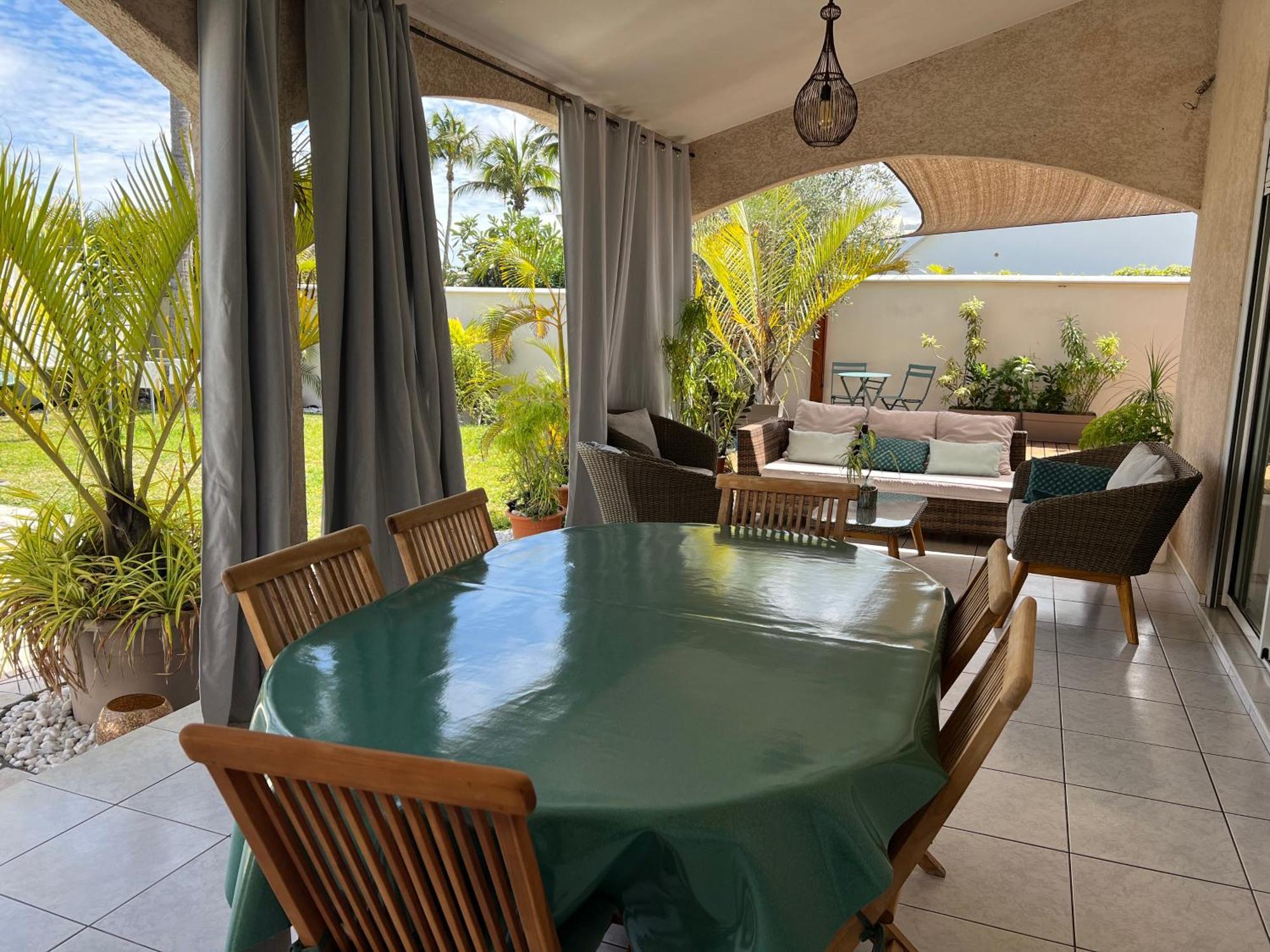 Villa Etang Sale Les Bains Avec Piscine Privee Экстерьер фото