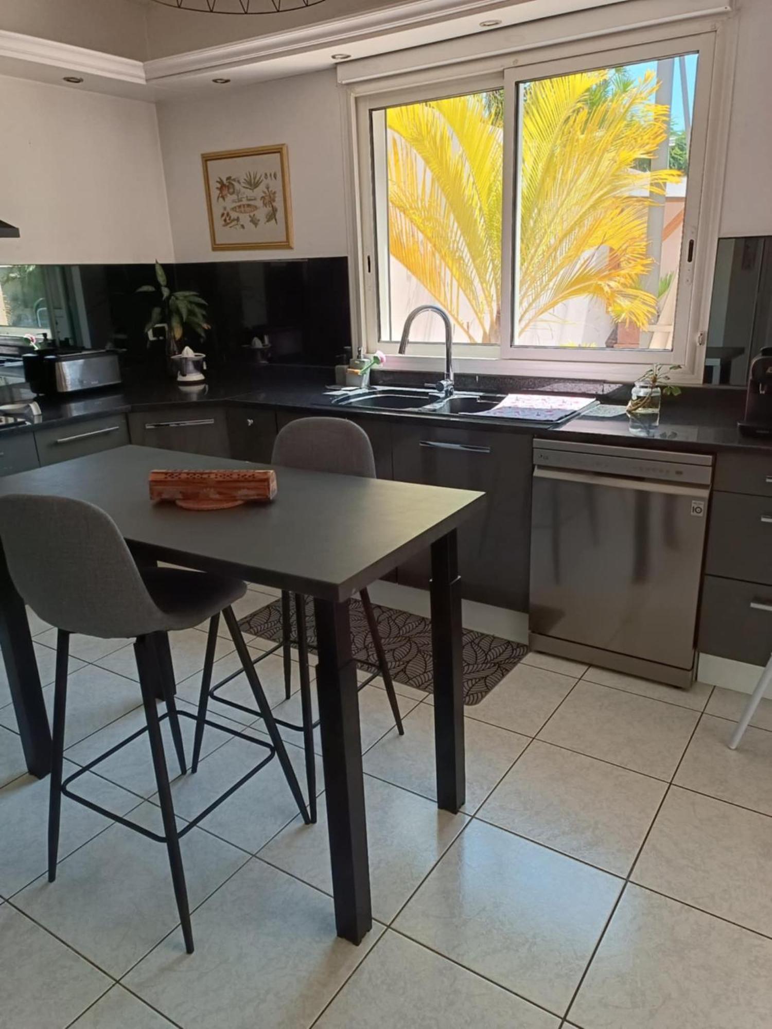 Villa Etang Sale Les Bains Avec Piscine Privee Экстерьер фото